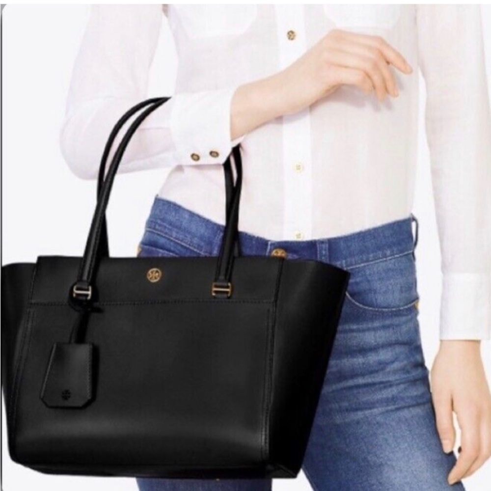 SOLD! Tory Burch Parker
Leather Tote!